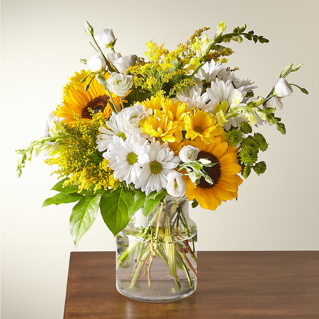 Hello Sunshine Bouquet – Lone Oak Gardens, Fairmount IN