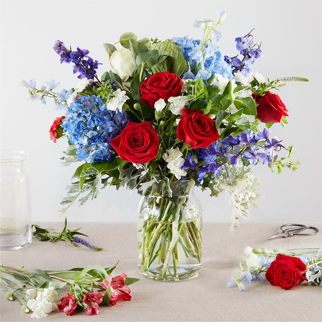 Star Spangled - A Florist Original – Lone Oak Gardens, Fairmount IN