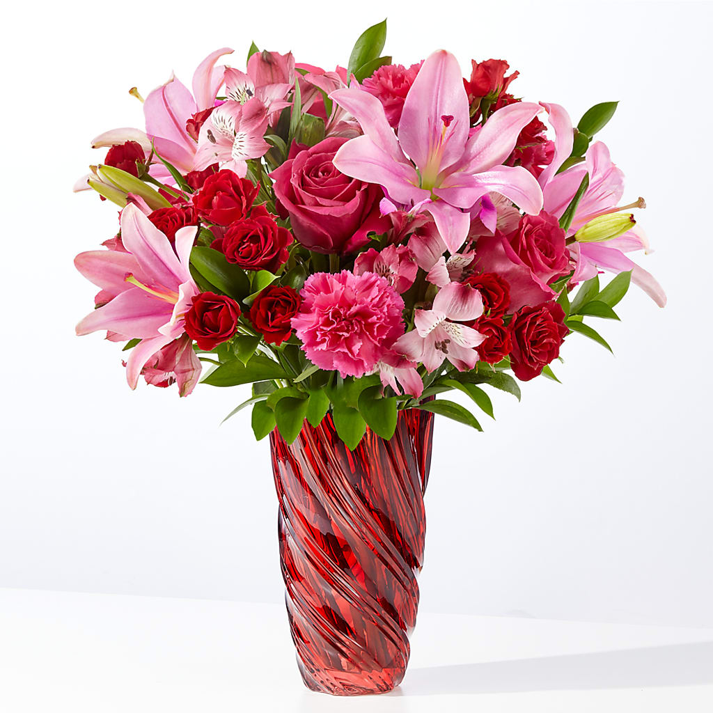 In Love Bouquet with Luxe Swirl Vase – Lone Oak Gardens, Fairmount IN