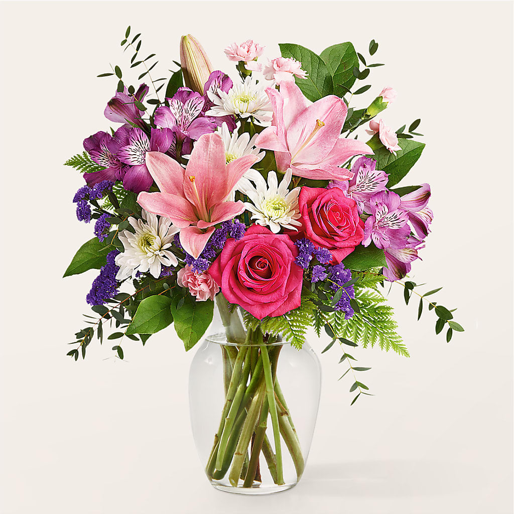 Lace & Pearls Bouquet – Lone Oak Gardens, Fairmount IN