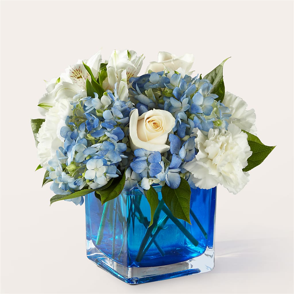 Soothing Waters Bouquet – Lone Oak Gardens, Fairmount IN