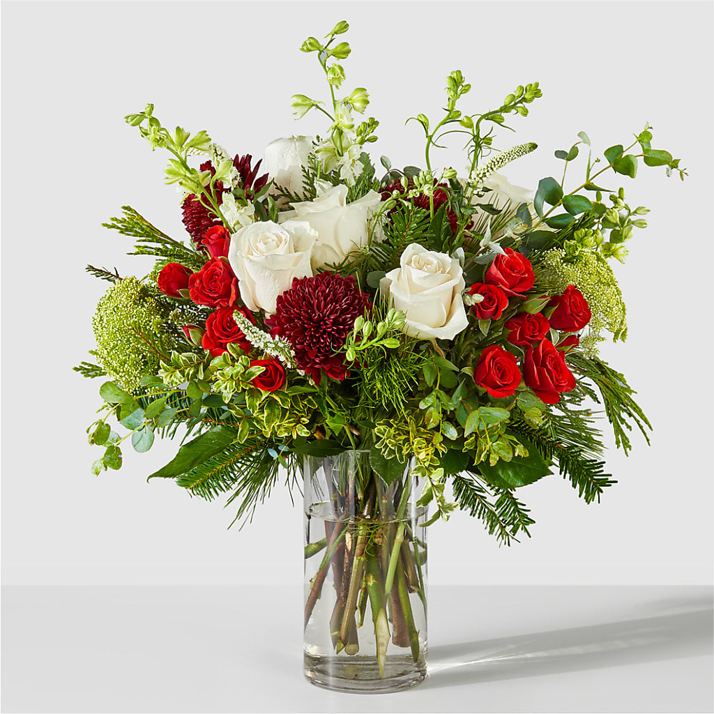 Favorite Traditions Bouquet – Lone Oak Gardens, Fairmount IN