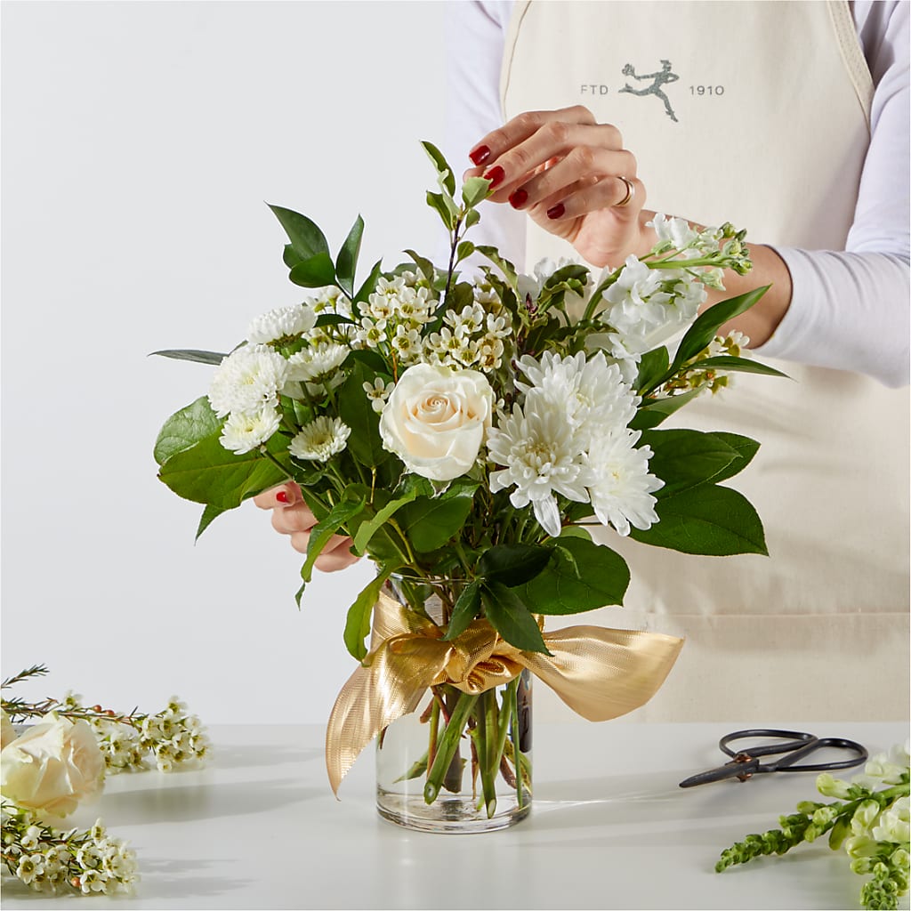 New Beginnings – A Florist Original –  Lone Oak Gardens, Fairmount IN