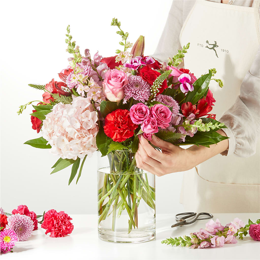 Swooning Over You - A Luxury Florist Original –  Lone Oak Gardens, Fairmount IN