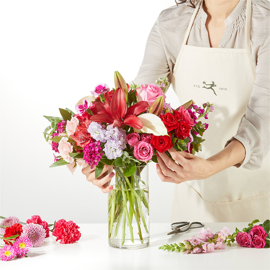 Swooning Over You - A Luxury Florist Original –  Lone Oak Gardens, Fairmount IN