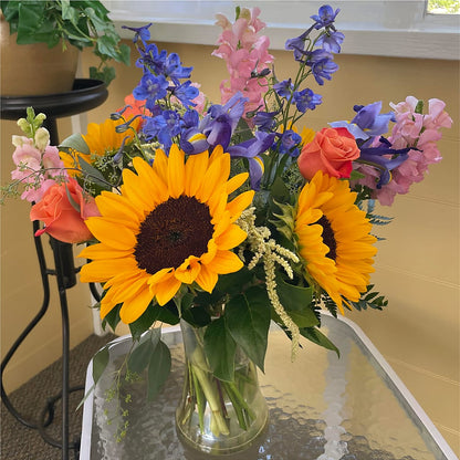 Rays of Life Bouquet –  Lone Oak Gardens, Fairmount IN