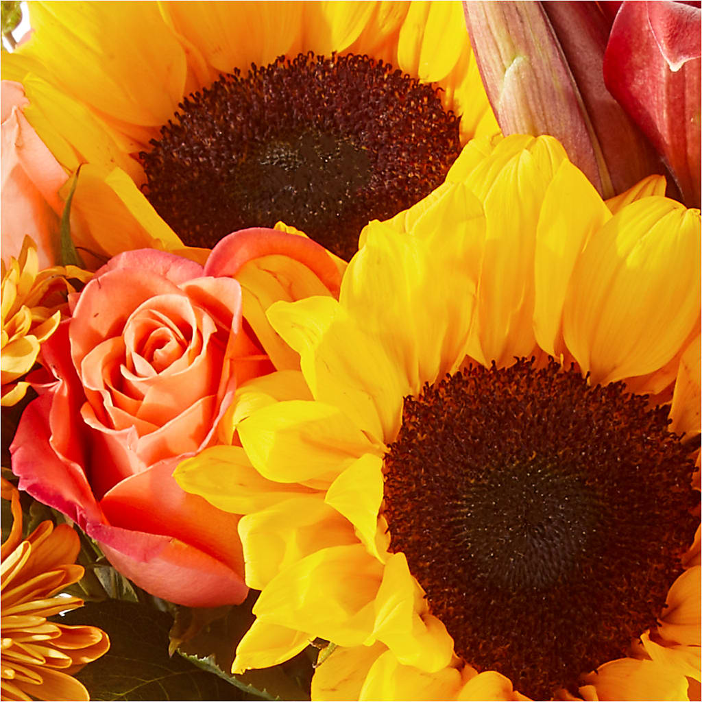 Acorn Lane Bouquet –  Lone Oak Gardens, Fairmount IN