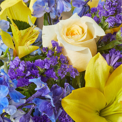 Limoncello Bouquet –  Lone Oak Gardens, Fairmount IN