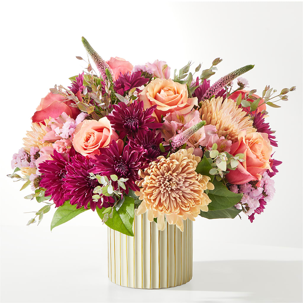 Berry Cobbler Bouquet with Ivory Vase –  Lone Oak Gardens, Fairmount IN