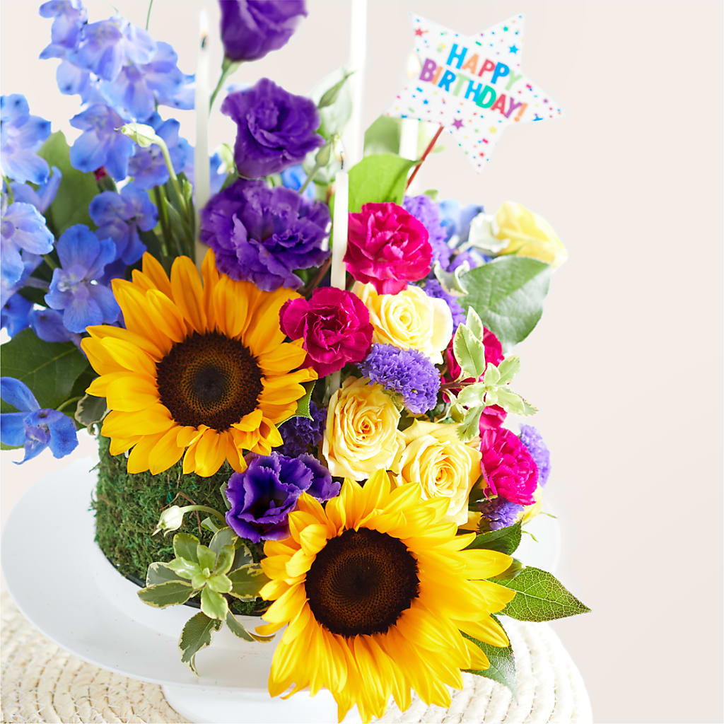 Star of the Day Floral Cake –  Lone Oak Gardens, Fairmount IN